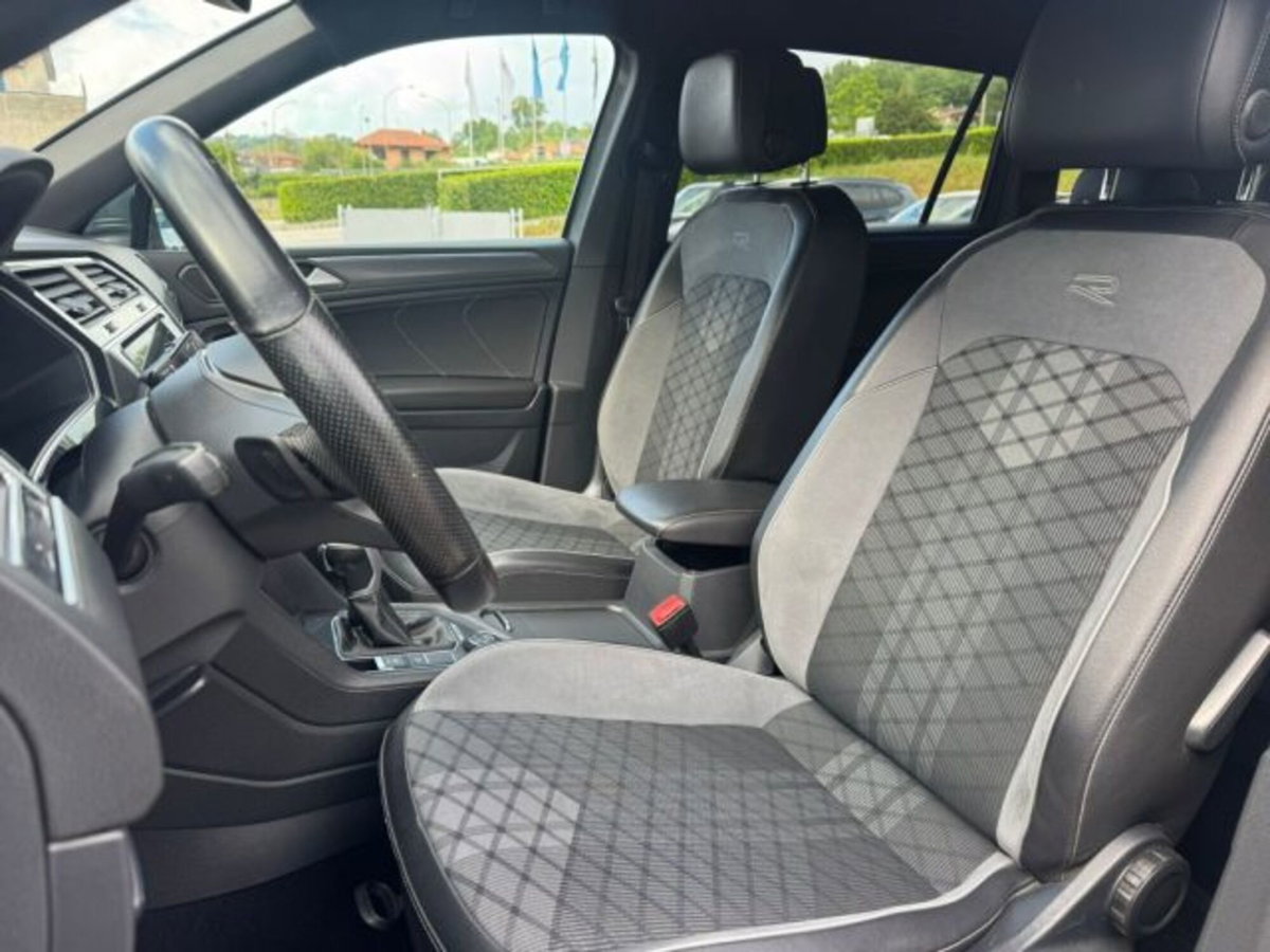 Volkswagen Tiguan Allspace 2.0 TDI 200 CV SCR DSG 4MOTION R-Line (11)