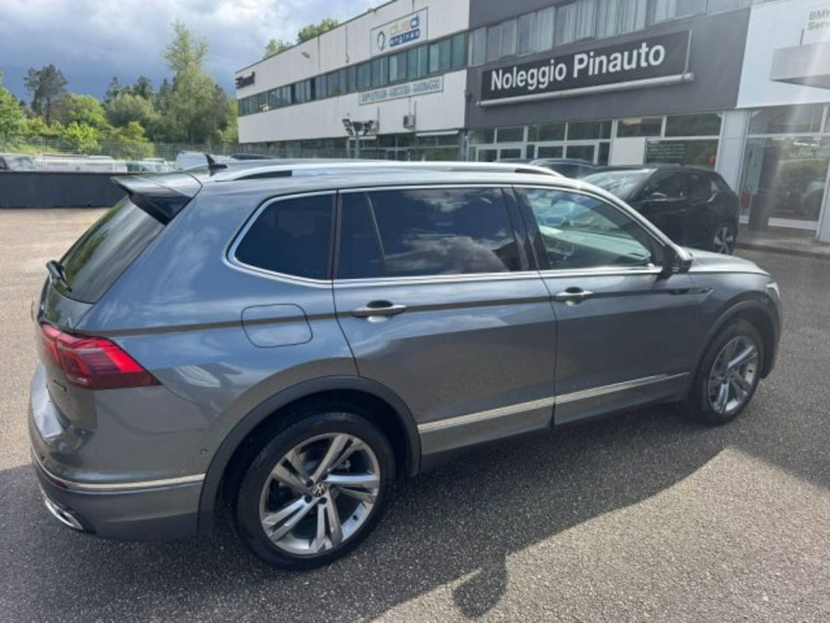 Volkswagen Tiguan Allspace 2.0 TDI 200 CV SCR DSG 4MOTION R-Line (5)