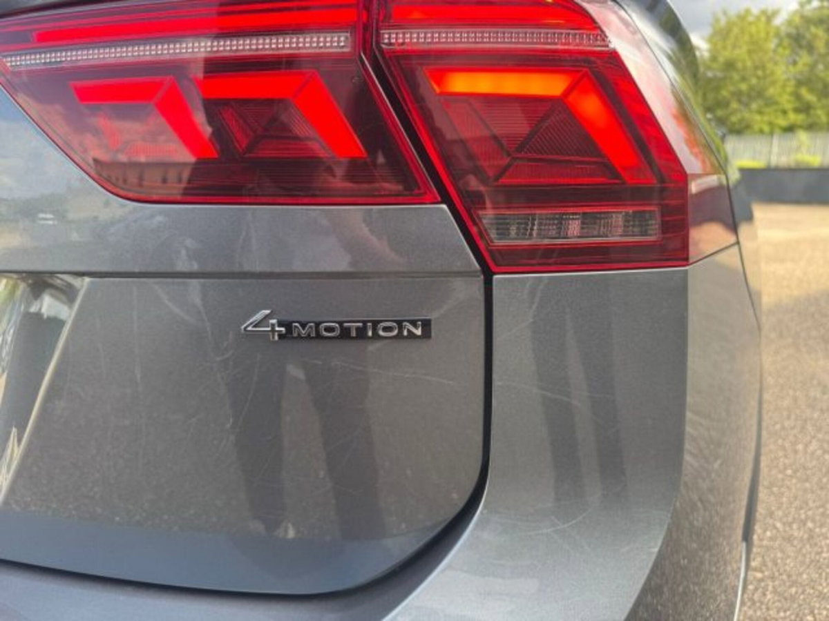 Volkswagen Tiguan Allspace 2.0 TDI 200 CV SCR DSG 4MOTION R-Line (8)
