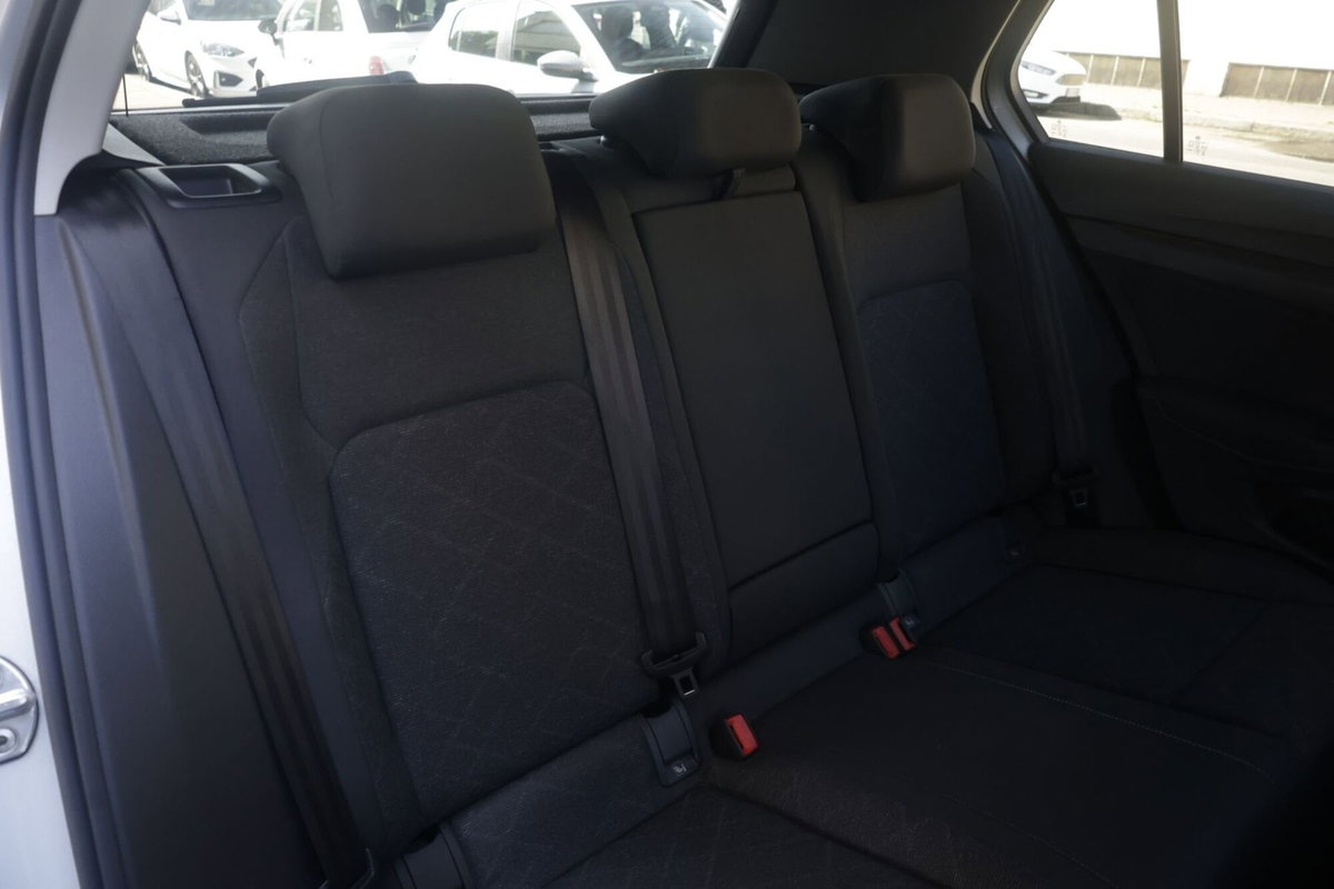 Volkswagen Golf 1.5 TGI DSG Life (12)