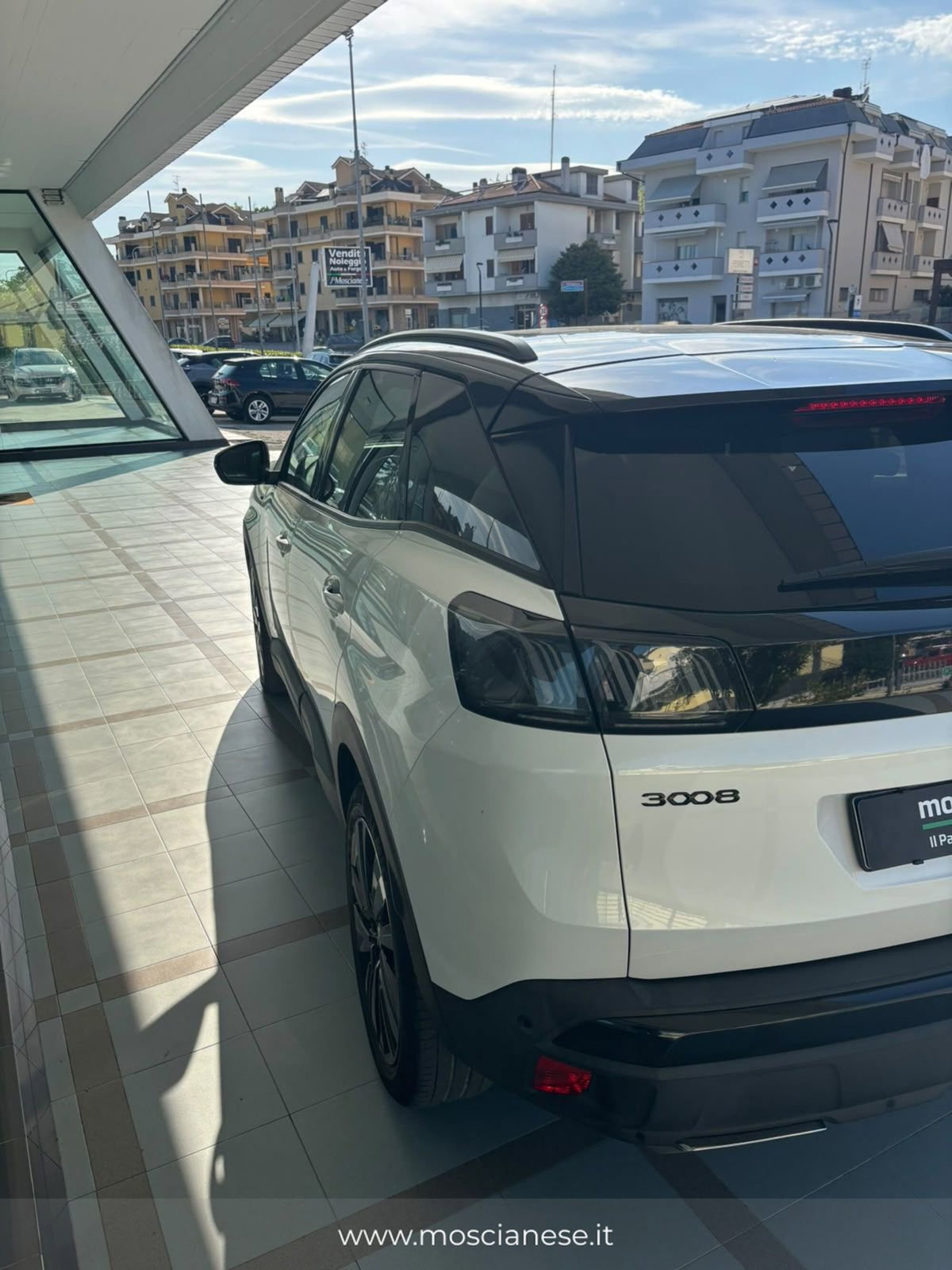 Peugeot 3008 PureTech Turbo 130 S&S EAT8 GT Pack (6)