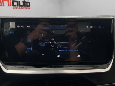 Peugeot 2008 1.2 hybrid GT 145cv e-dcs6 (18)