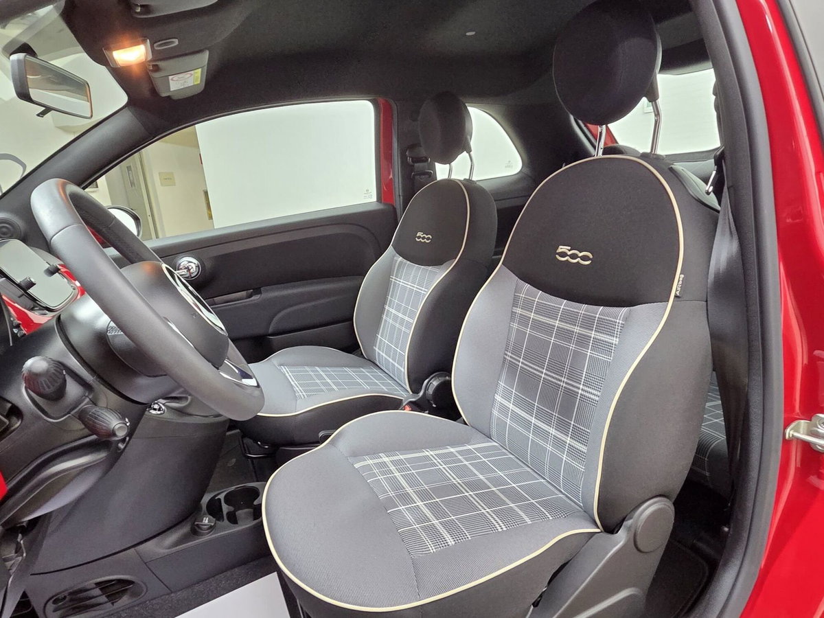 Fiat 500 1.0 Hybrid Lounge (10)