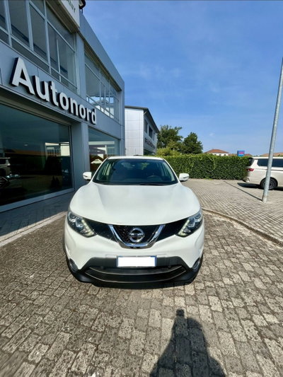 Nissan Qashqai 1.2 DIG-T Acenta (2)