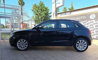 Audi A1 Sportback 1.6 TDI Attraction (8)