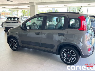 Fiat Panda 1.0 FireFly S&S Hybrid City Cross (11)