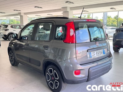 Fiat Panda 1.0 FireFly S&S Hybrid City Cross (12)
