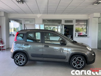 Fiat Panda 1.0 FireFly S&S Hybrid City Cross (15)