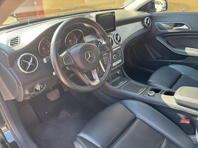 Mercedes-Benz CLA Shooting Brake 220 d Automatic Sport (11)
