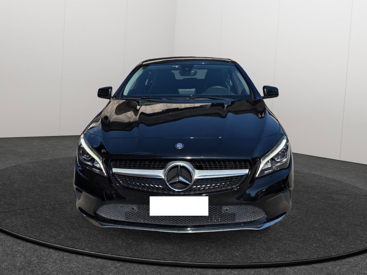 Mercedes-Benz CLA Shooting Brake 220 d Automatic Sport (6)