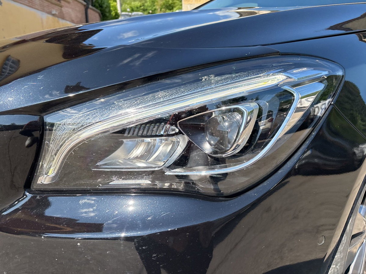 Mercedes-Benz CLA Shooting Brake 220 d Automatic Sport (8)