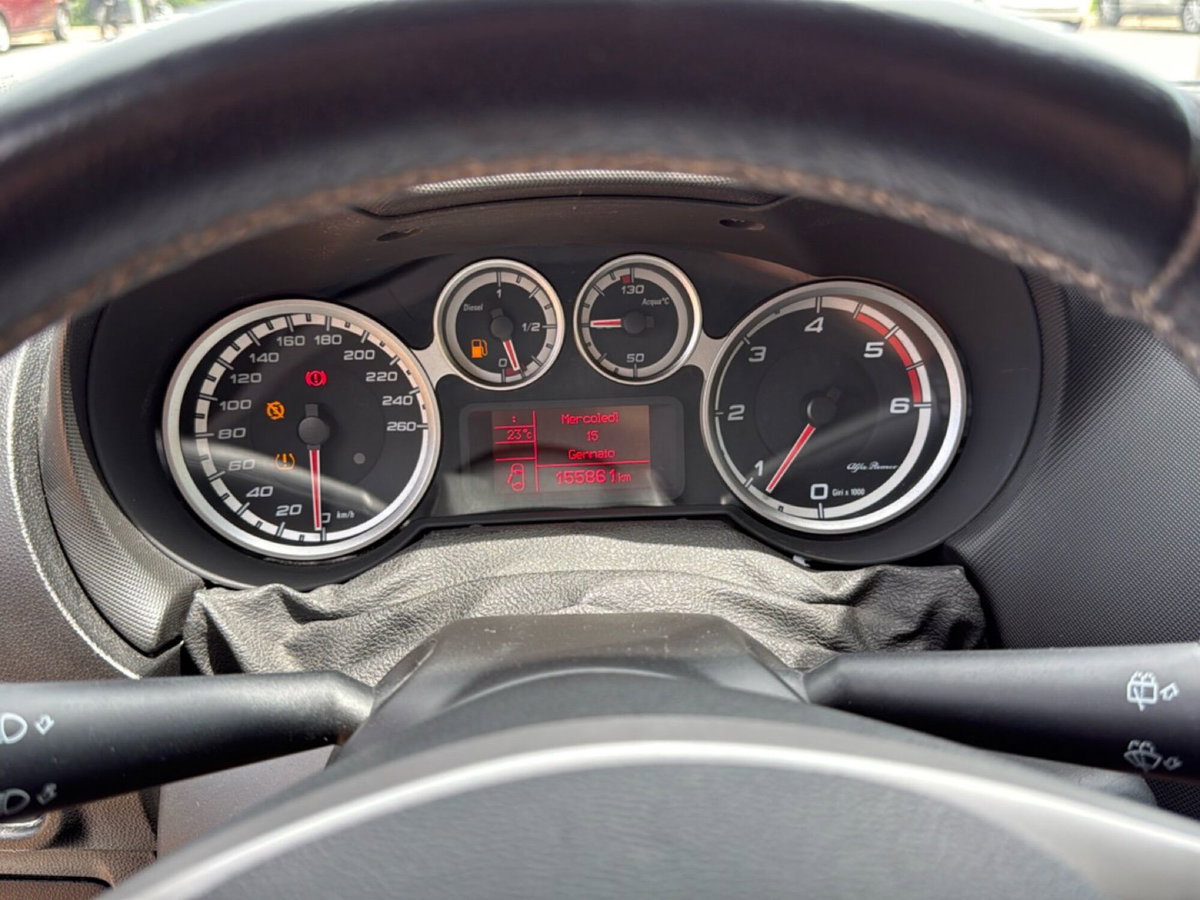 Alfa Romeo MiTo 1.3 JTDm 85 CV S&S Progression (13)
