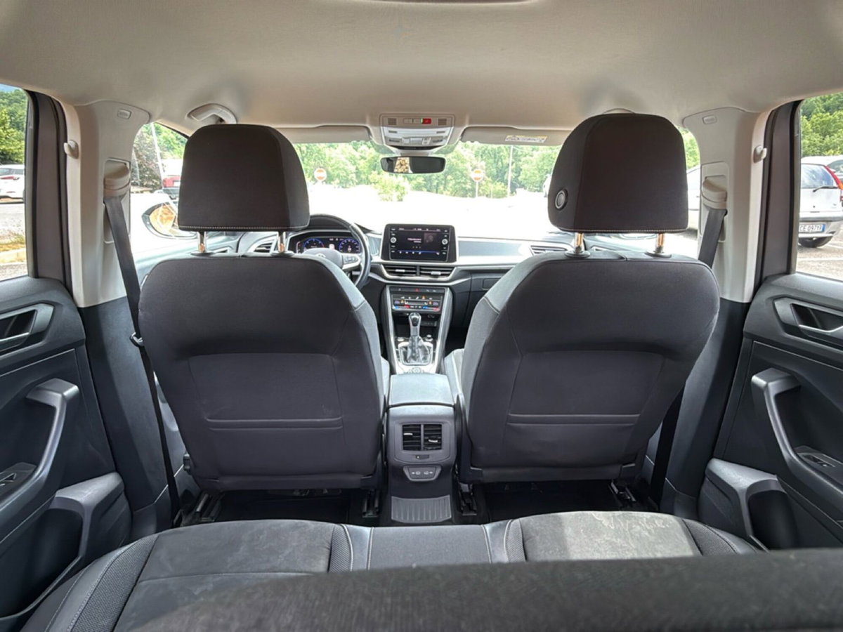 Volkswagen T-Roc 2.0 tdi Style 4motion 150cv dsg (9)