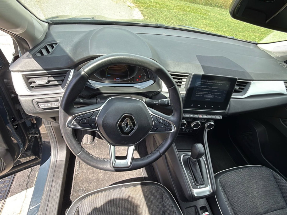 Renault Captur Full Hybrid E-Tech 145 CV Techno (12)