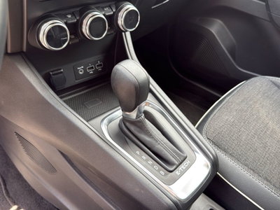 Renault Captur Full Hybrid E-Tech 145 CV Techno (13)