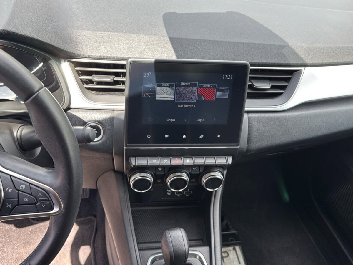 Renault Captur Full Hybrid E-Tech 145 CV Techno (14)
