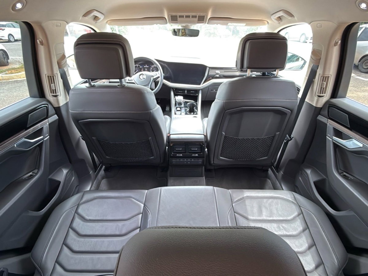 Volkswagen Touareg 3.0 V6 TDI 286 CV SCR Advanced (14)