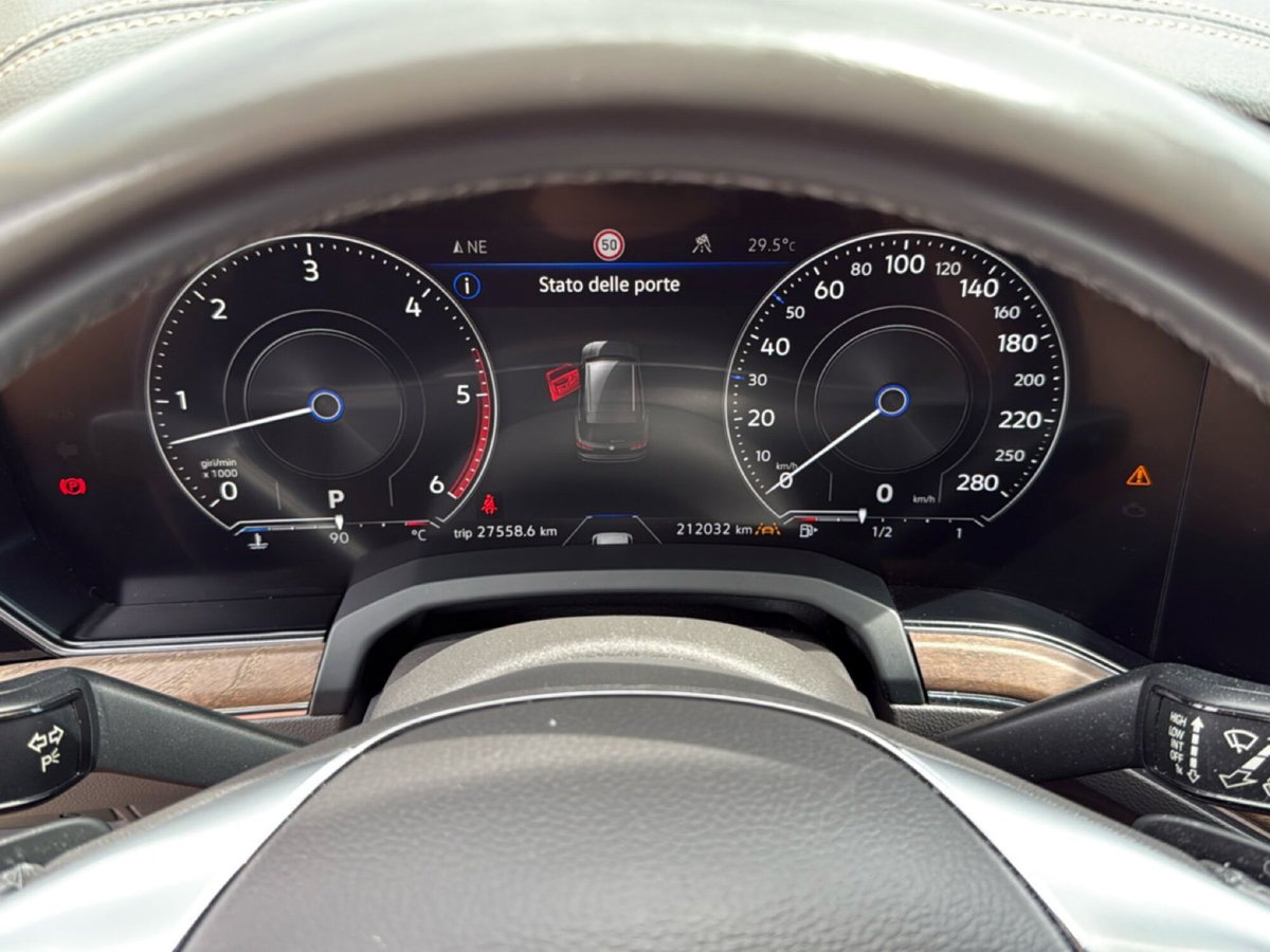 Volkswagen Touareg 3.0 V6 TDI 286 CV SCR Advanced (19)