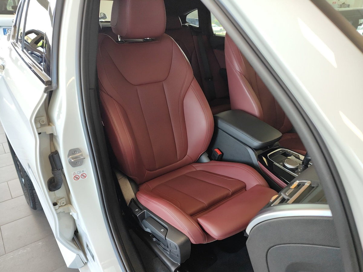 BMW X4 xDrive20d 48V Msport (5)