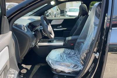 Mercedes-Benz GLA SUV 200 d Edition AMG Line auto (8)