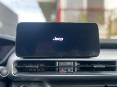 Jeep Avenger 1.2 turbo Summit fwd 100cv (9)