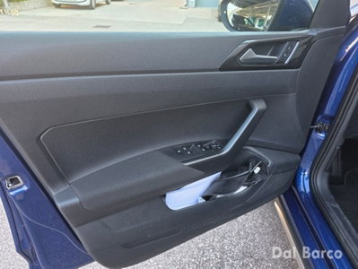 Volkswagen Taigo 1.0 tsi Edition 110cv dsg (11)