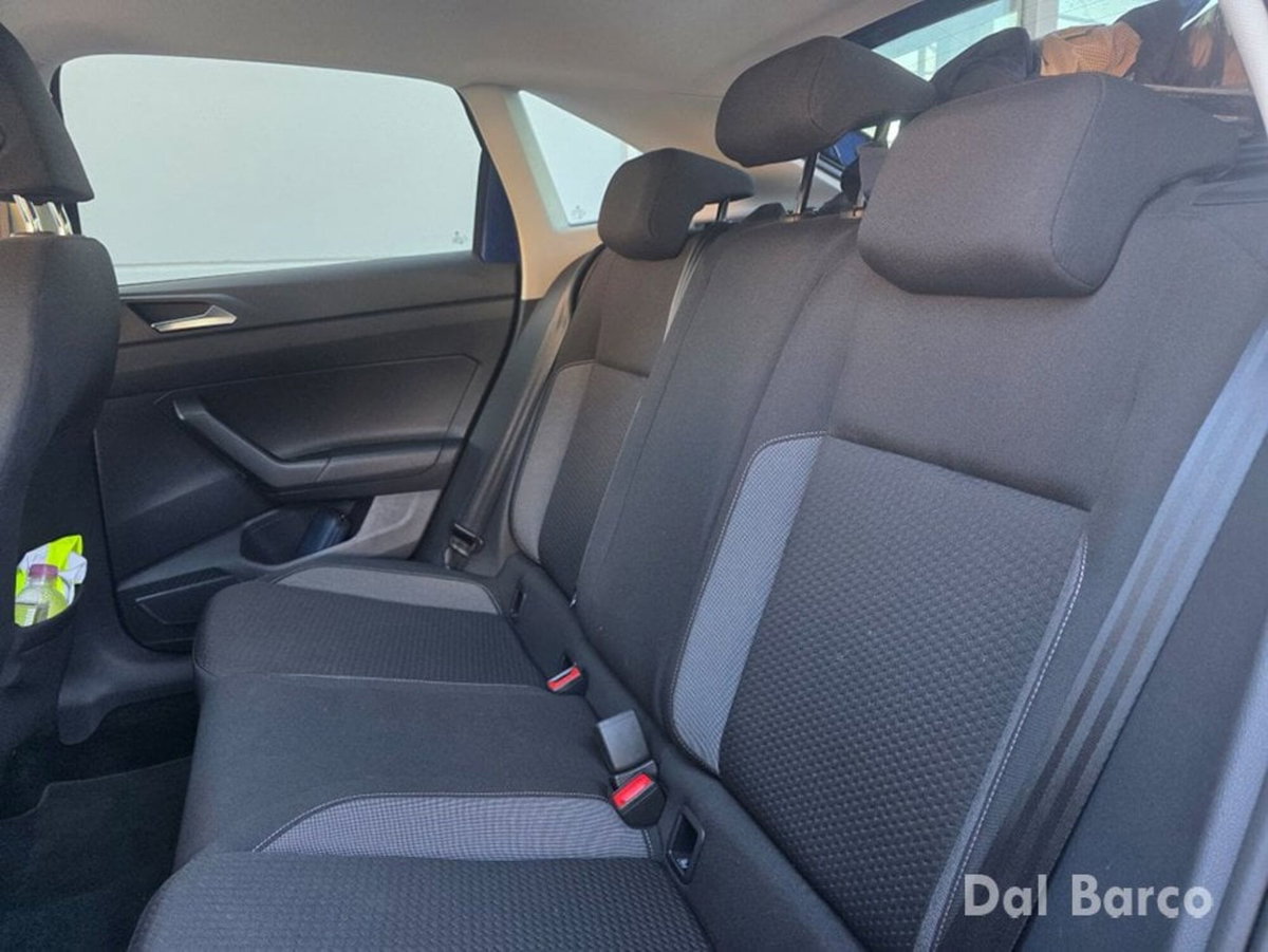 Volkswagen Taigo 1.0 tsi Edition 110cv dsg (18)