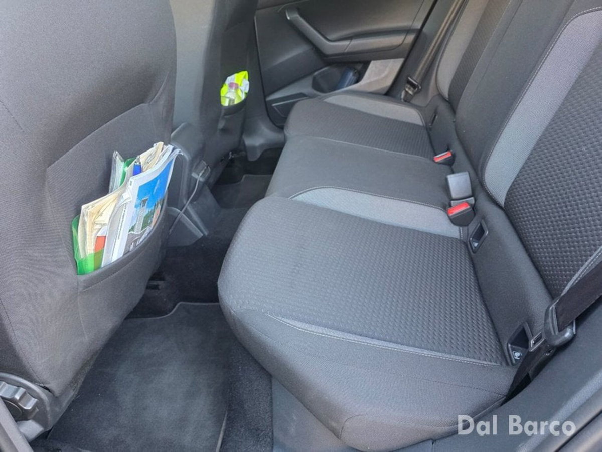 Volkswagen Taigo 1.0 tsi Edition 110cv dsg (19)