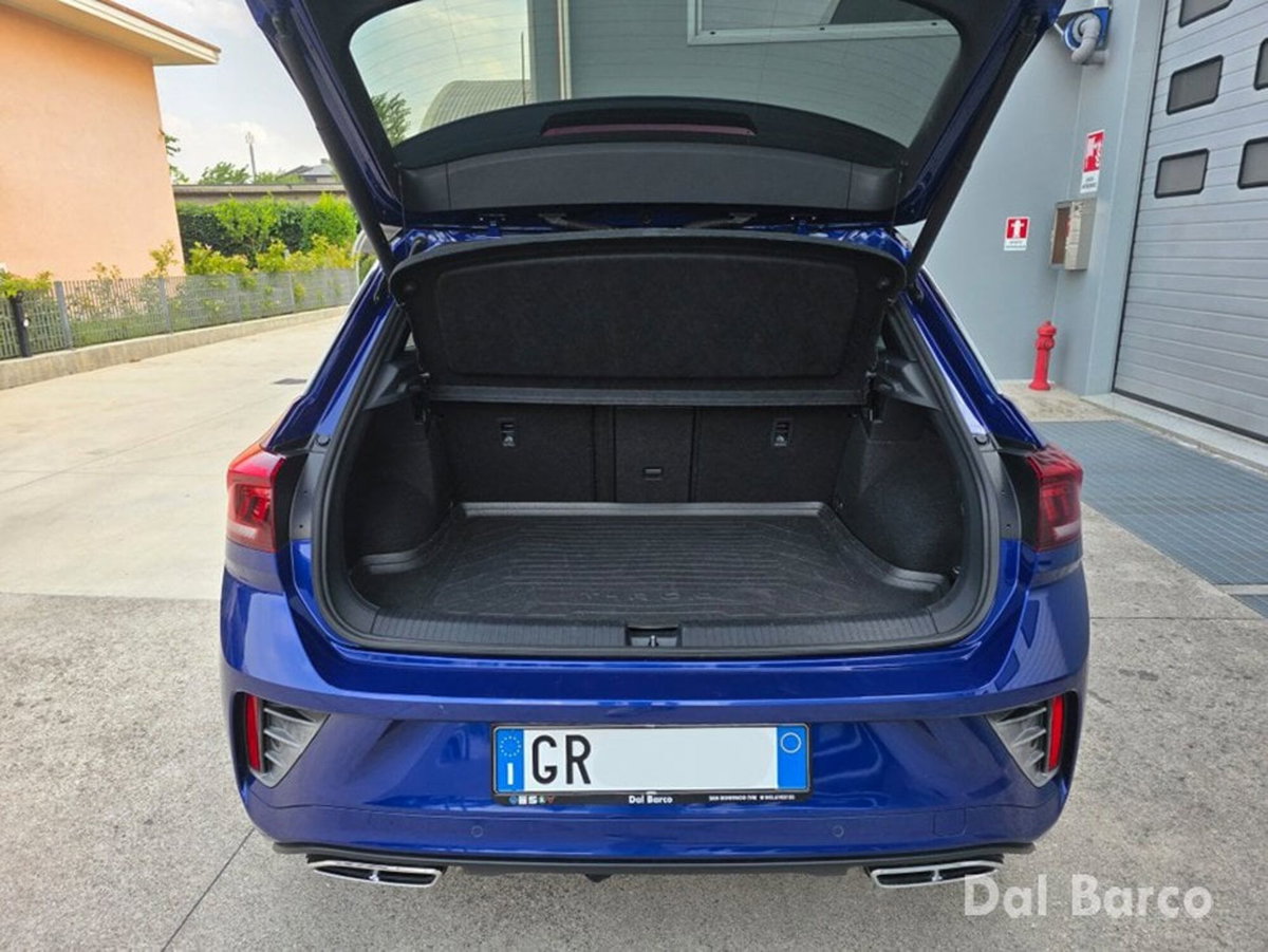 Volkswagen T-Roc 2.0 tdi R-Line 4motion 150cv dsg (10)