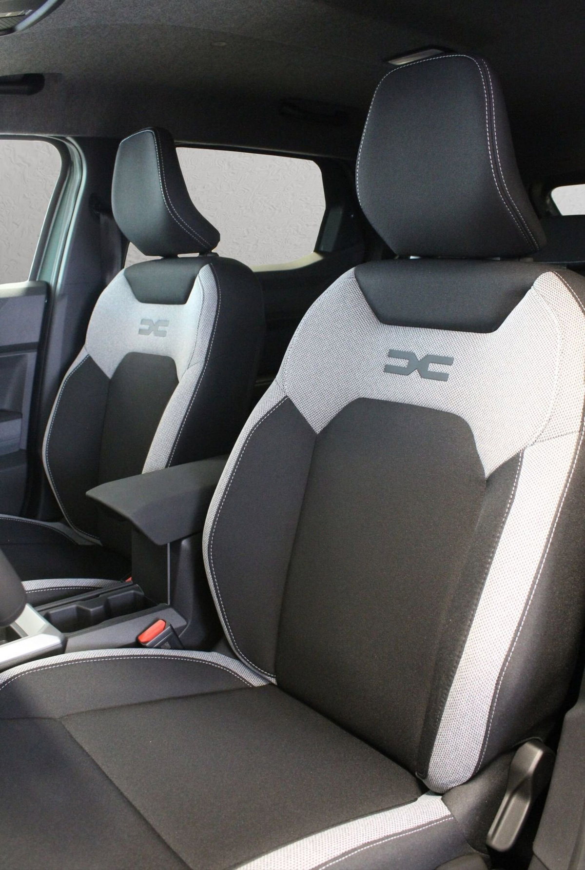 Dacia Duster 1.2 Eco-G Journey 120cv (11)