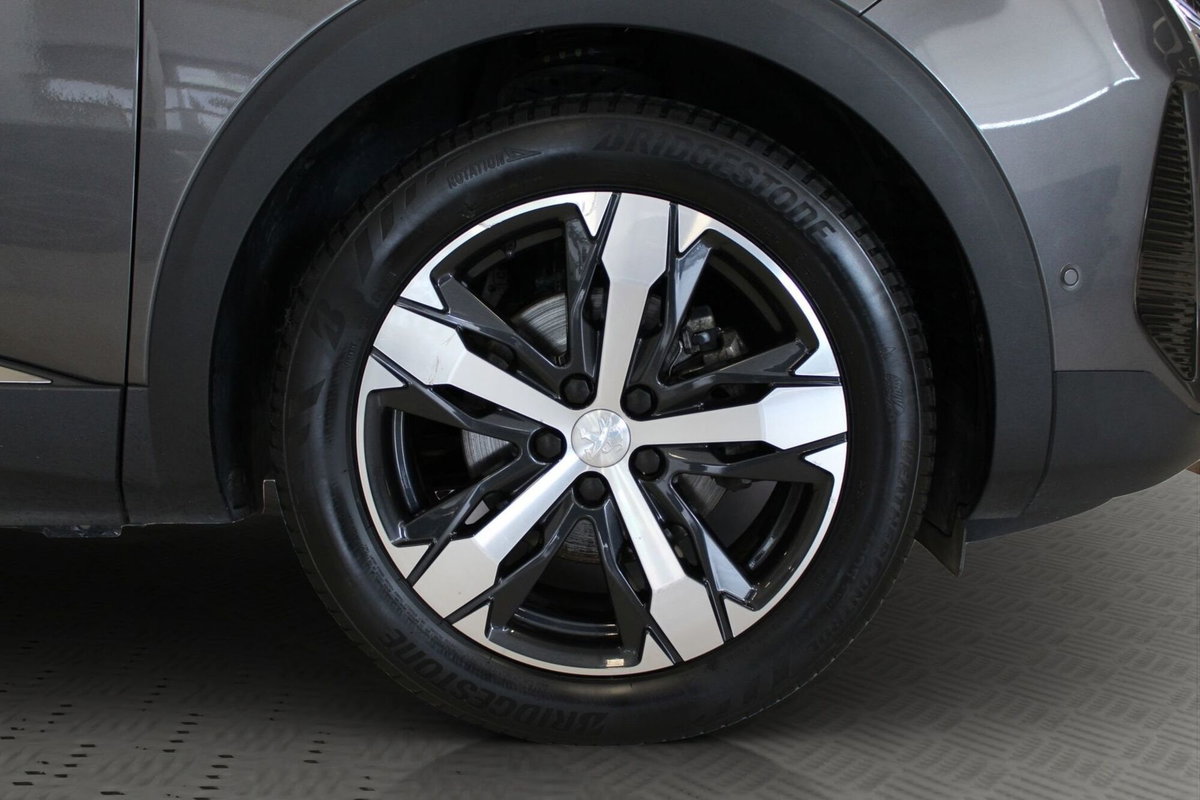 Peugeot 5008 1.5 bluehdi Allure Pack s&s 130cv eat8 (3)