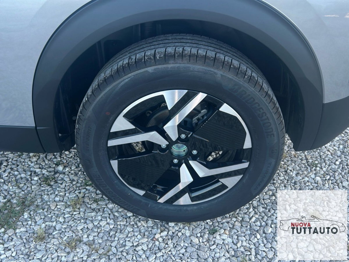 Peugeot 2008 1.2 hybrid Allure 110cv e-dcs6 (12)