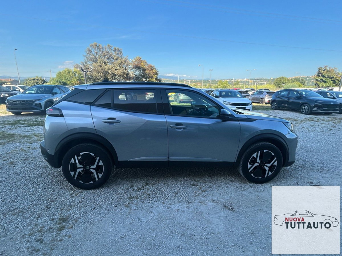 Peugeot 2008 1.2 hybrid Allure 110cv e-dcs6 (7)