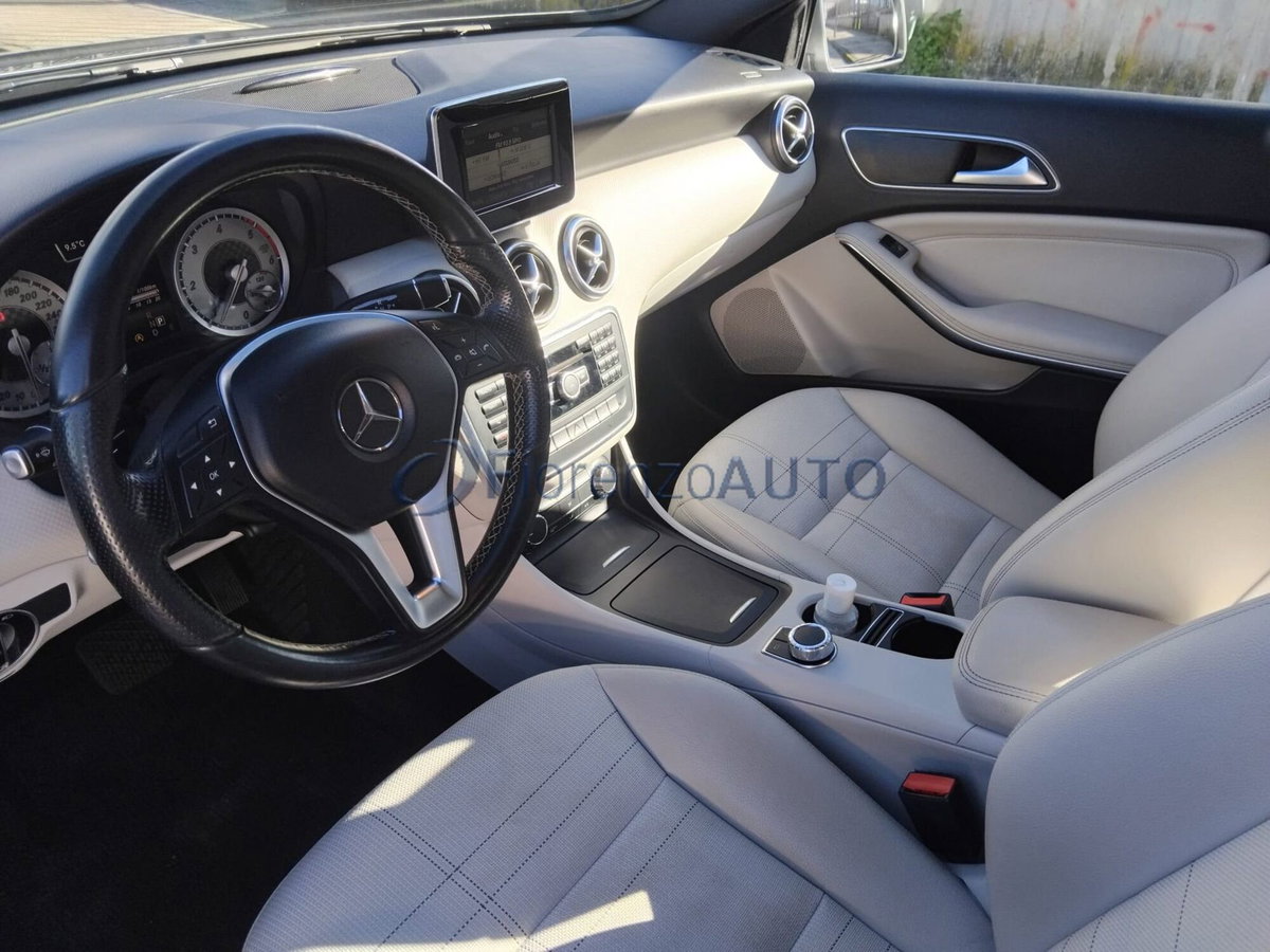 Mercedes-Benz Classe A 180 CDI Premium (10)