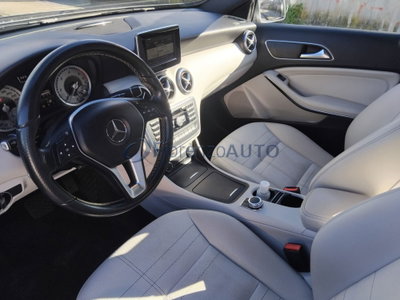 Mercedes-Benz Classe A 180 CDI Premium (10)