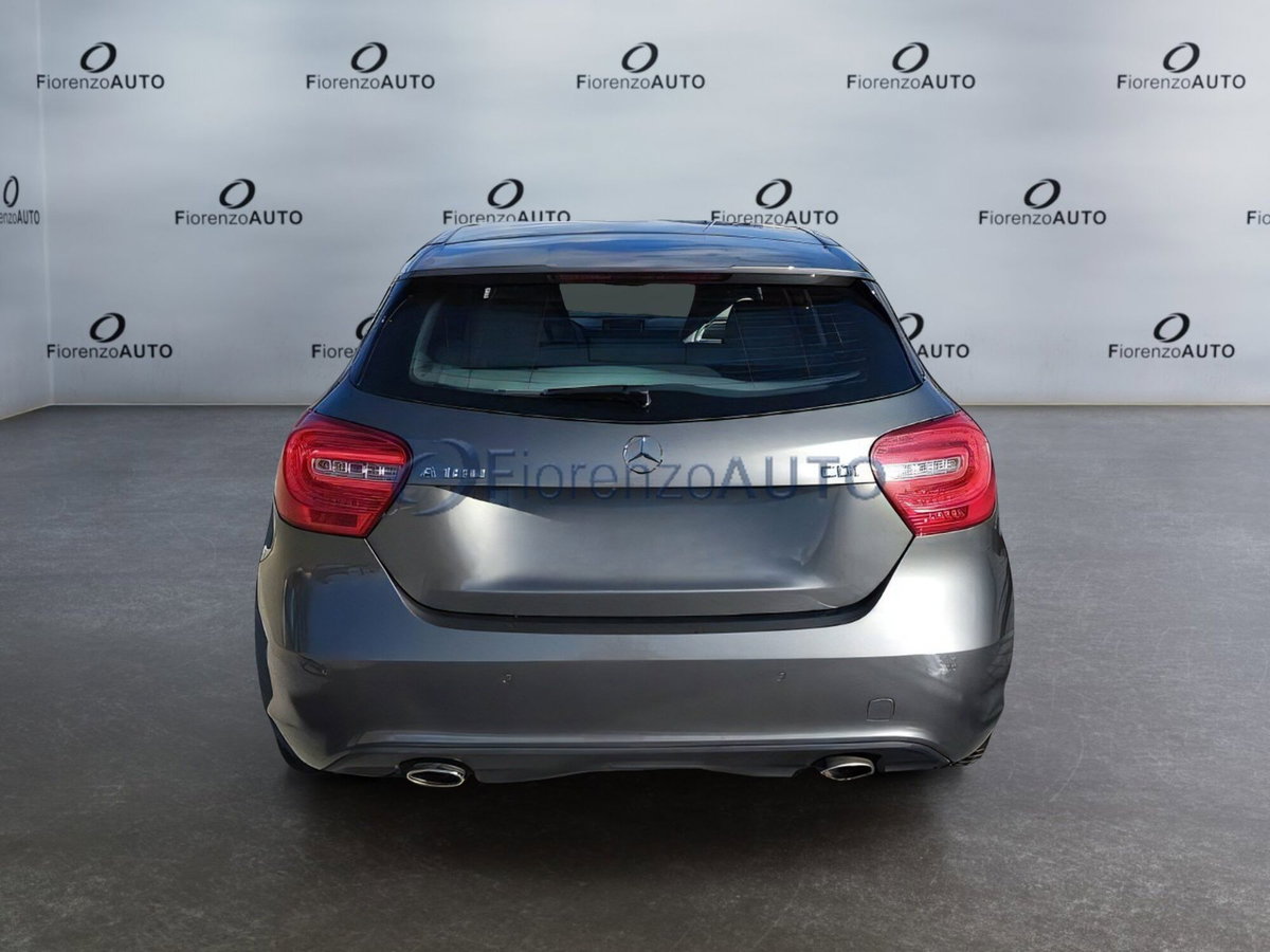 Mercedes-Benz Classe A 180 CDI Premium (4)