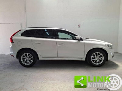 Volvo XC60 D3 Geartronic Kinetic (14)