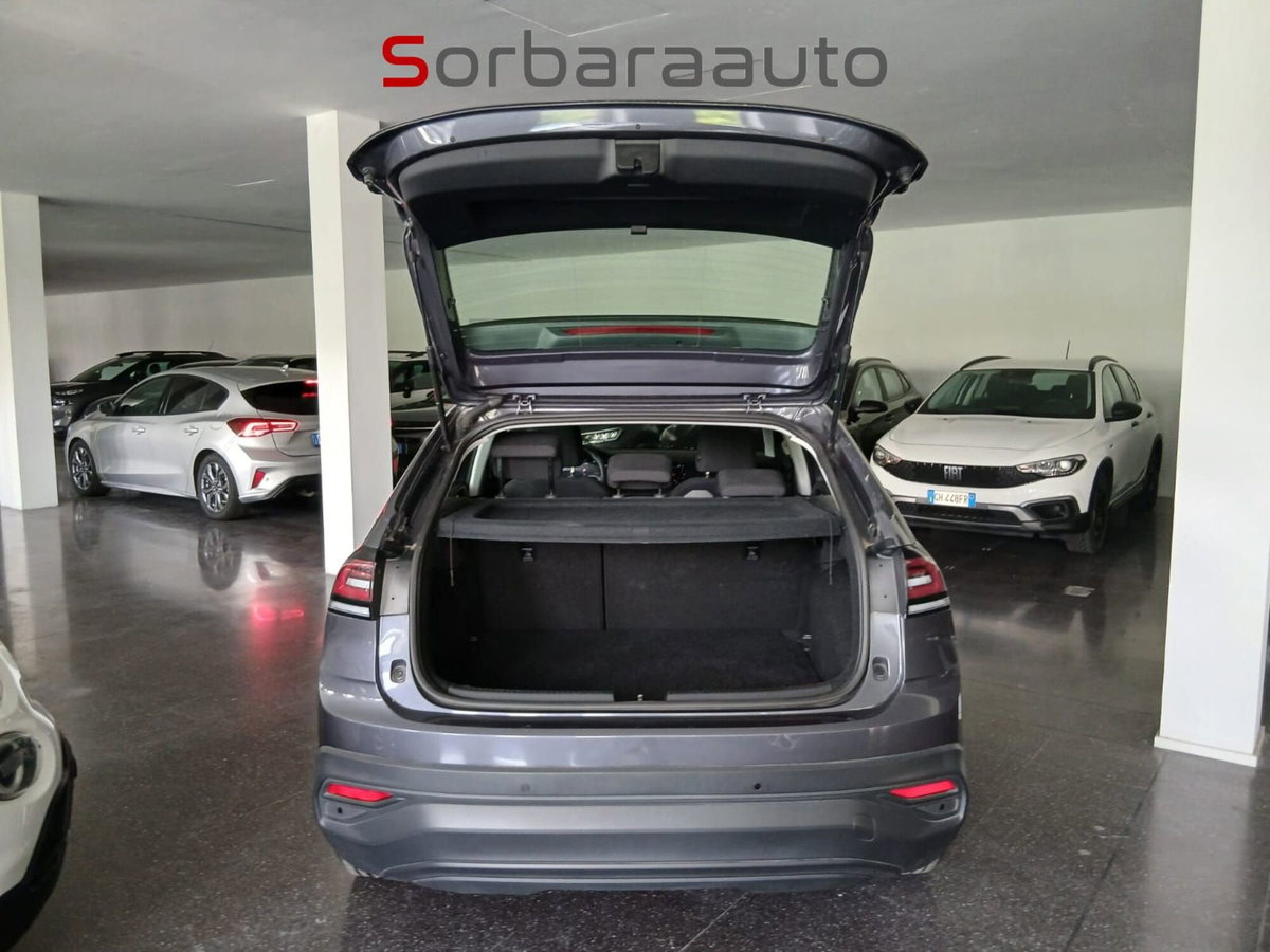 Volkswagen Taigo 1.0 tsi Life 115cv (10)