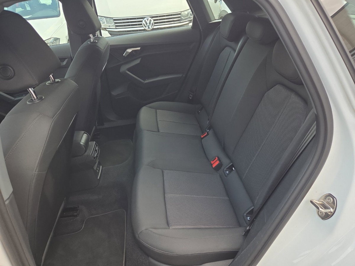 Audi A3 Sportback 35 TDI (9)