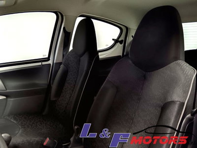 Peugeot 107 68CV 5p. Desir (11)