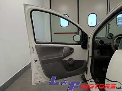 Peugeot 107 68CV 5p. Desir (19)