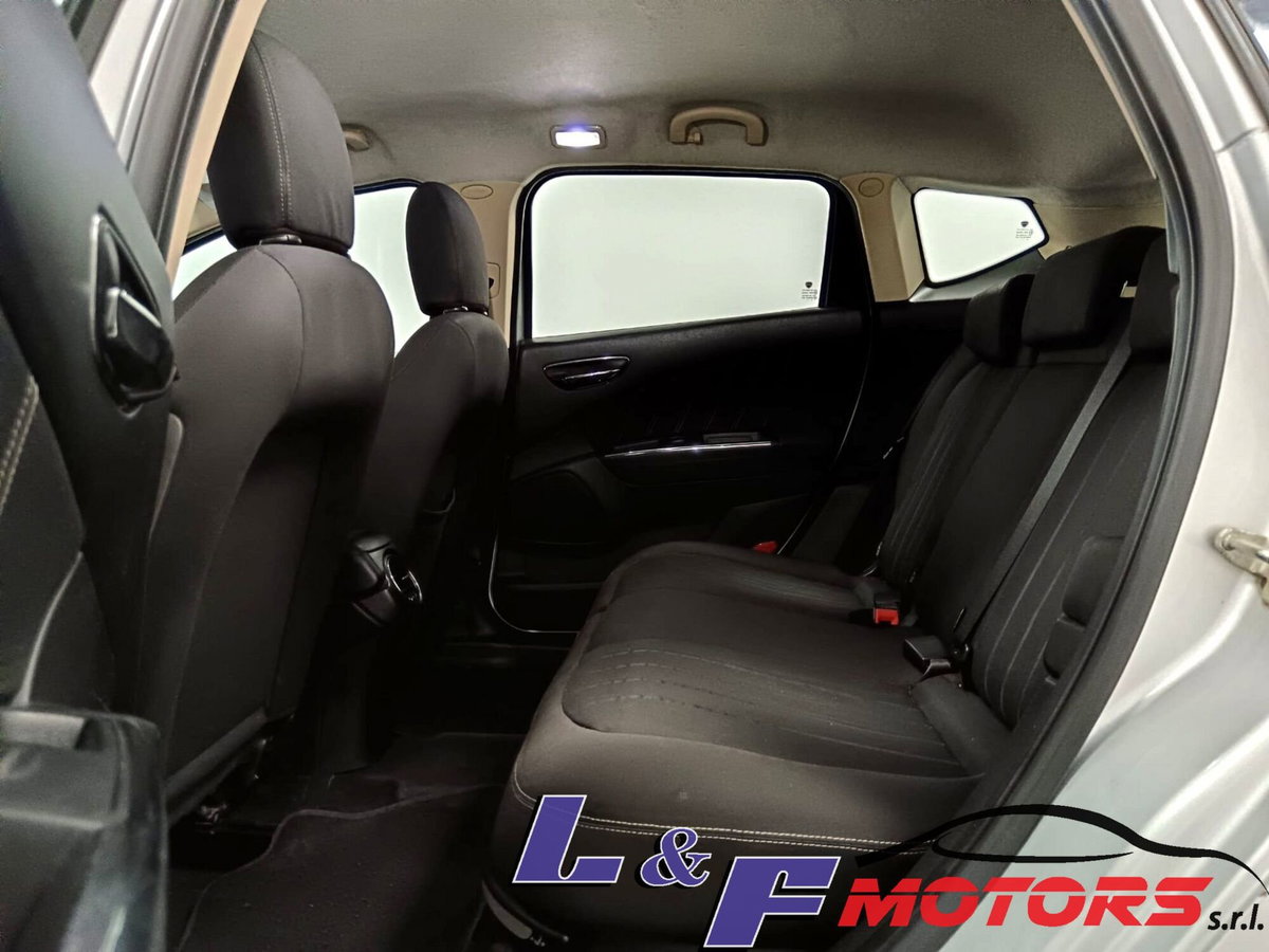 Lancia Delta 1.6 MJT DPF Oro (15)