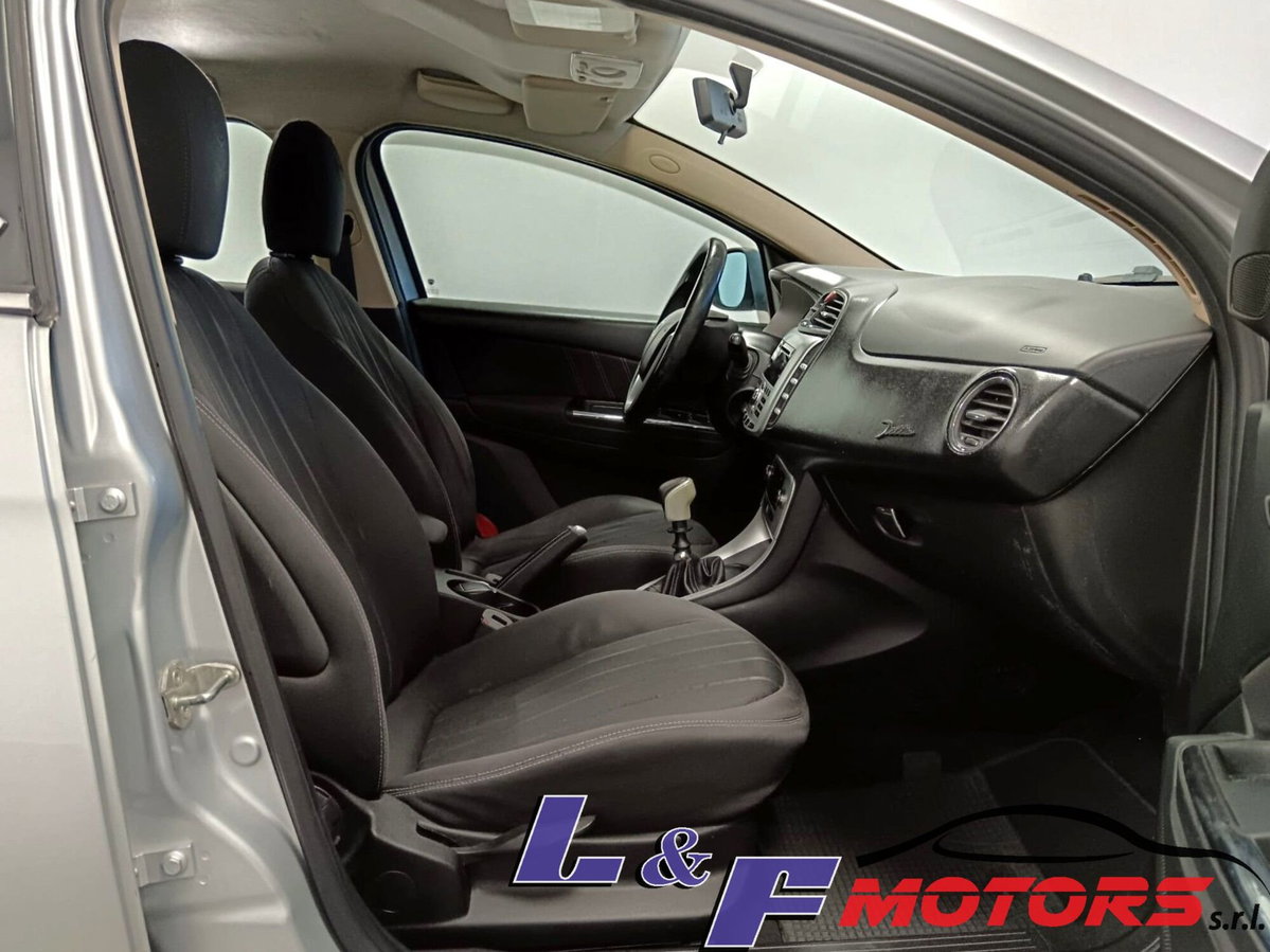 Lancia Delta 1.6 MJT DPF Oro (16)