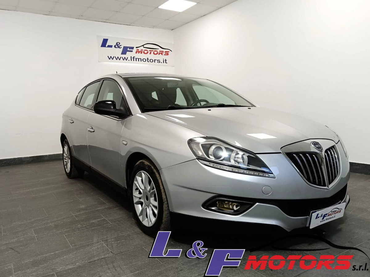 Lancia Delta 1.6 MJT DPF Oro (4)