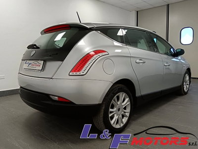 Lancia Delta 1.6 MJT DPF Oro (5)
