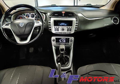 Lancia Delta 1.6 MJT DPF Oro (9)