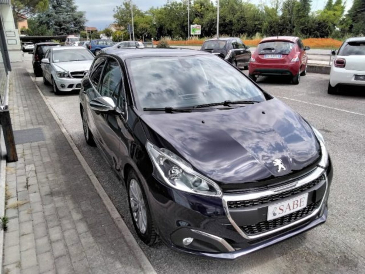 Peugeot 208 82 Stop&Start 5 porte Allure (5)