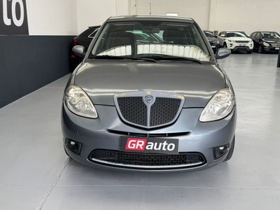 Lancia Ypsilon 1.2 Versus (3)