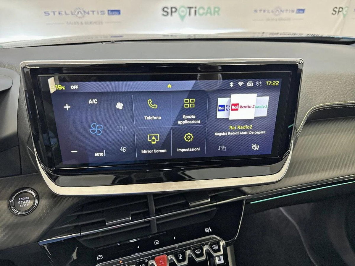 Peugeot 2008 1.2 hybrid GT 145cv e-dcs6 (9)