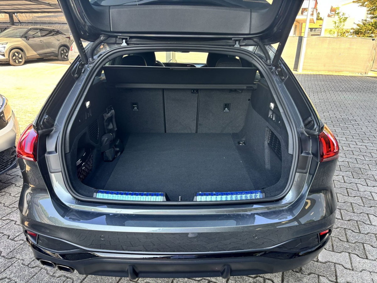 Audi A5 Avant 2.0 tdi mhev+ S line edition 204cv s-tronic (7)